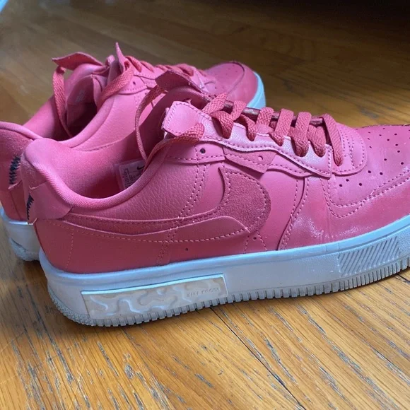 Nike React Hot Pink Air Max - Picture 5 of 7